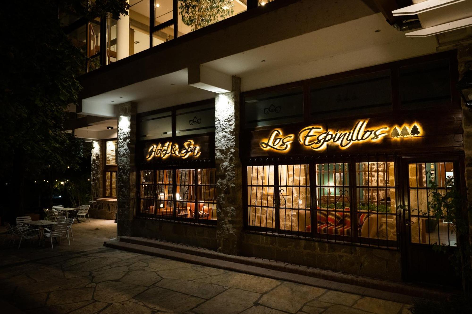 Espinillos Y Hotel Villa Carlos Paz