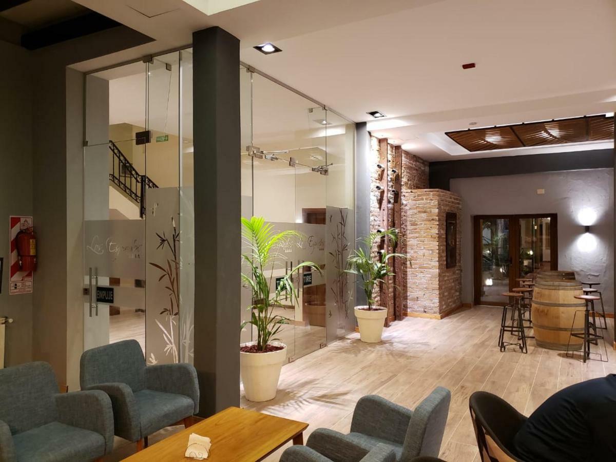 Hotel Espinillos Y Villa Carlos Paz